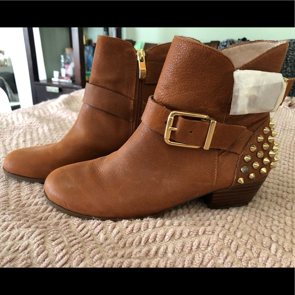 Vince Camuto Booties